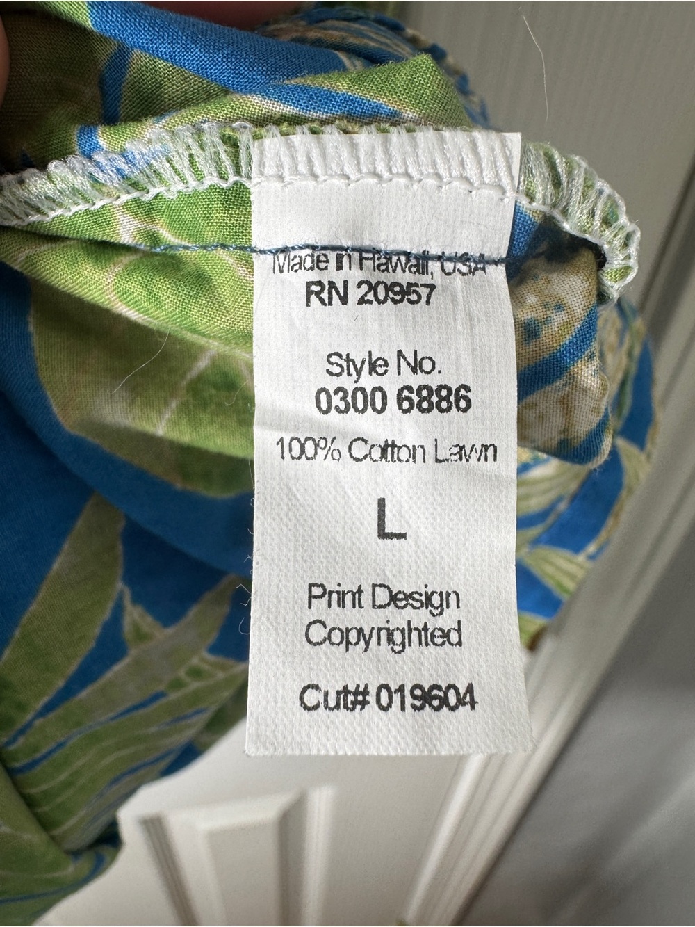 Tori Richard Hawaii Cotton Lawn Aloha Shirt Menās Large Blue Palm Print Made USA - Picture 8 of 9